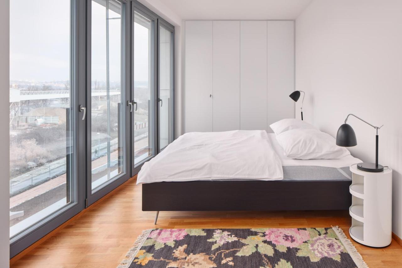 Prague Days - Designer Condo - Trendy Neighborhood Εξωτερικό φωτογραφία